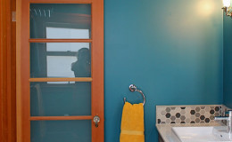 03-bath-sink-door-2-interior-design-oakland-600×900